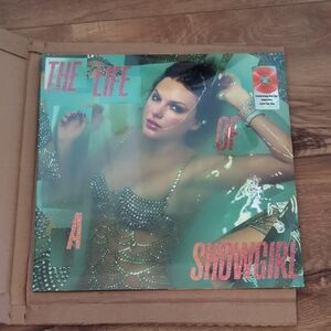 Taylor Swift The Life of a Showgirl Album - Green and Pink